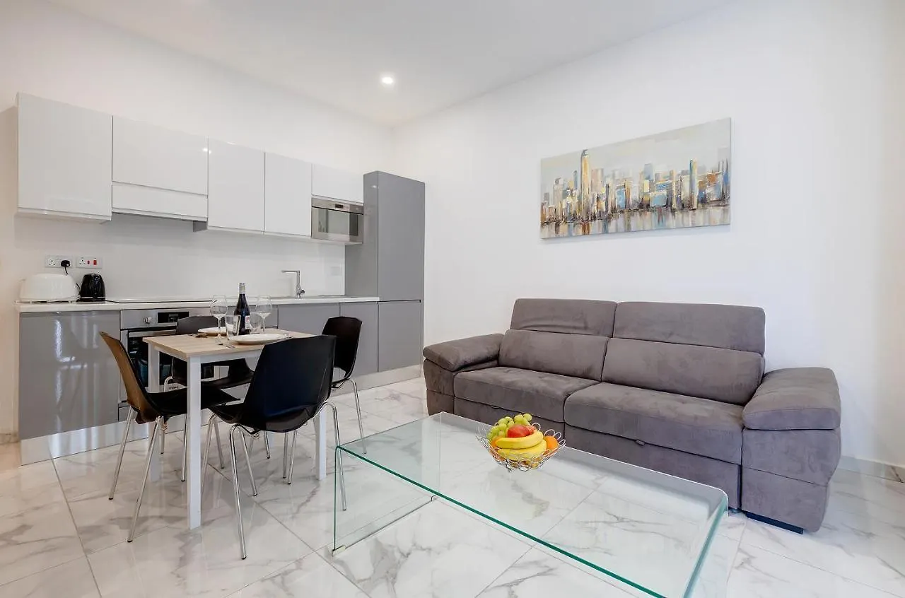 Contemporary 1Br Apartment, Central Location Sliema 0*,