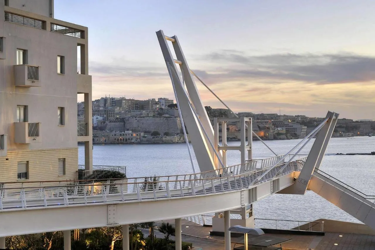 Apartment Contemporary 1Br Apartment, Central Location Sliema